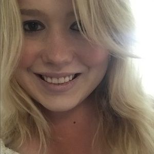 Meet your Posher, Lynsey